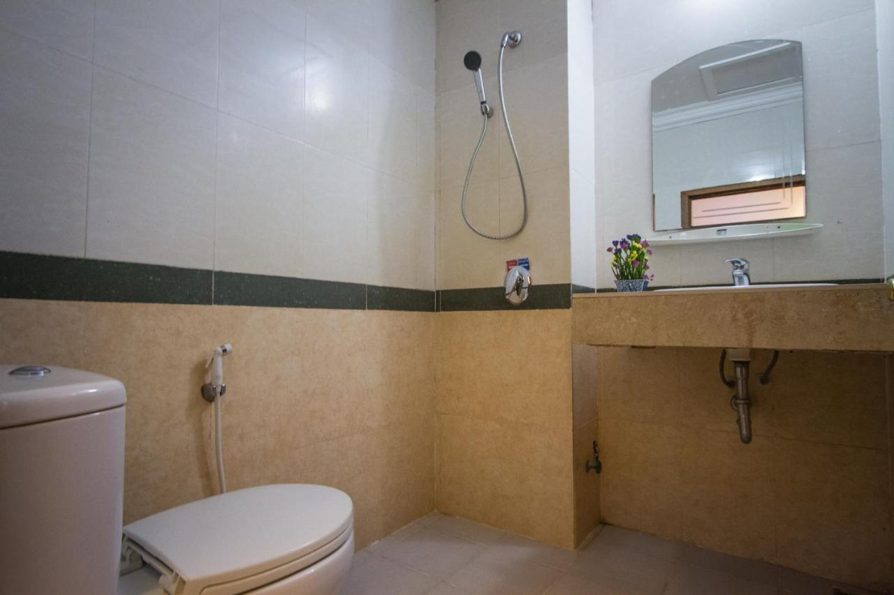 Botoum Hotel Sisophon Номер фото