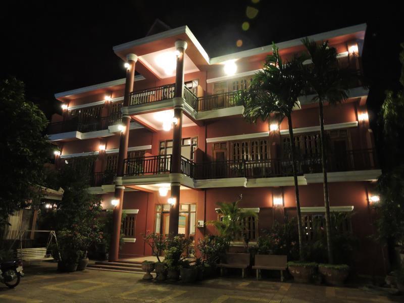 Botoum Hotel Sisophon Экстерьер фото