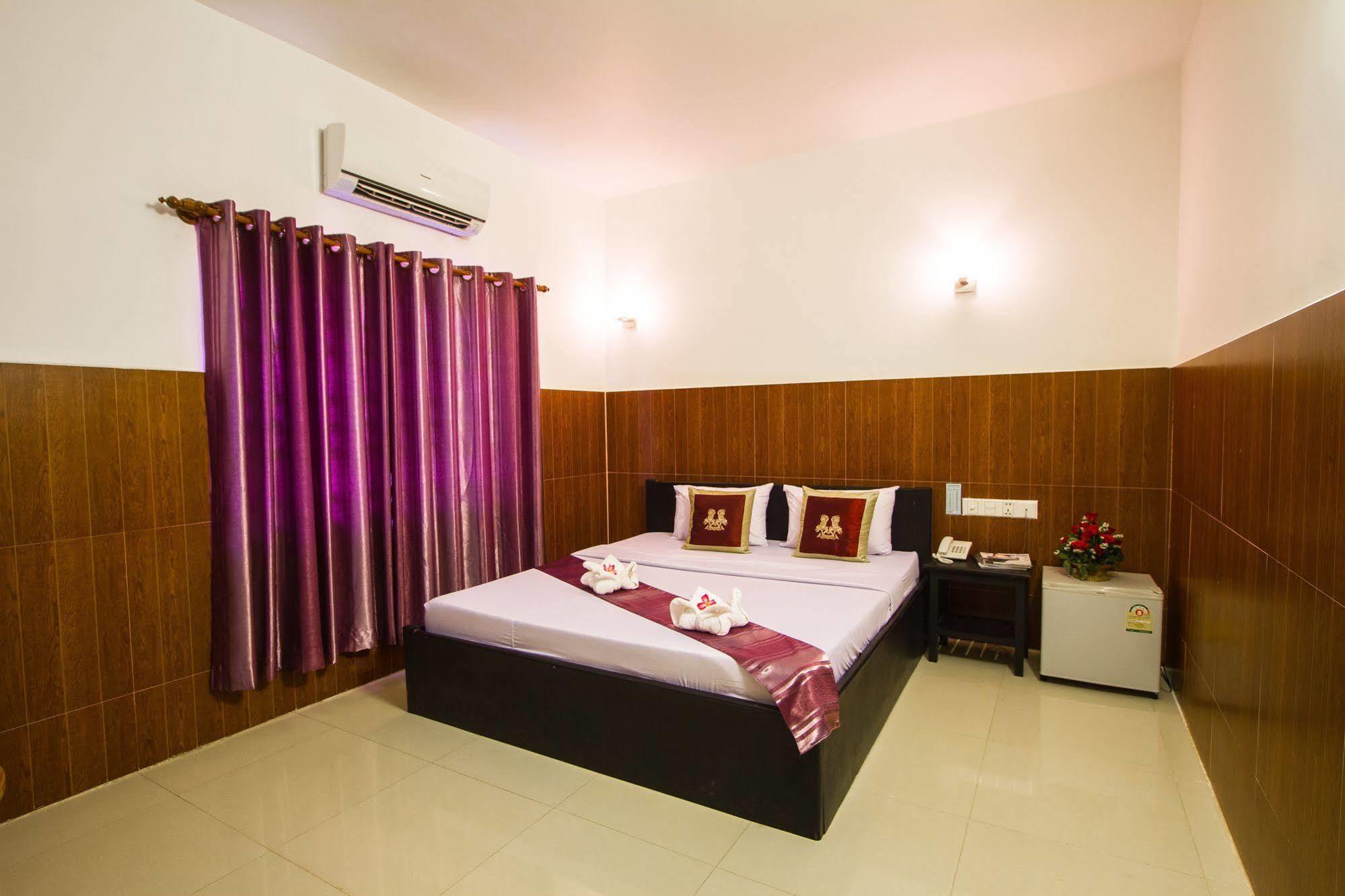 Botoum Hotel Sisophon Экстерьер фото